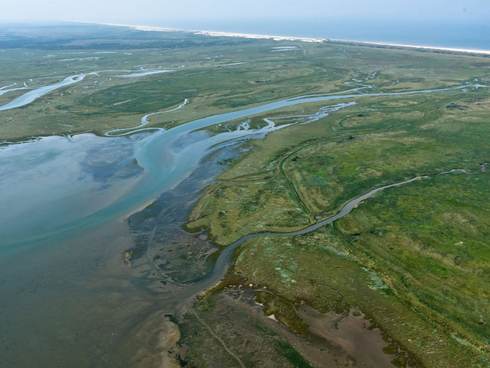 [Translate to english:] Aerial view of Terschelling. Foto Beeldbank RWS Joop van Houdt