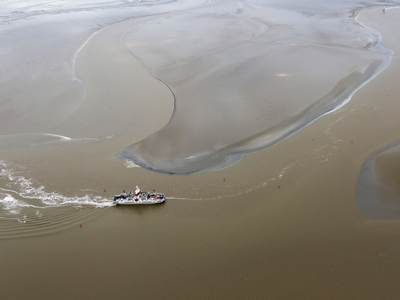 De veerboot in de geul van Holwerd naar Ameland. Foto: Rijkswaterstaat