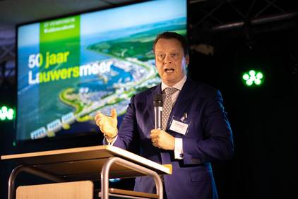 Openingswoord door Johannes Kramer, namens de Stuurgroep Lauwersmeer. Foto: Lucas Kemper