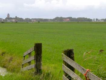 Zicht op Pingjum. Foto: Gouwenaar, via wikimedia
