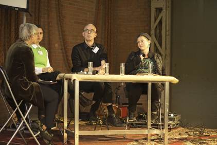 Paneldiscussie onder leiding van Tracey Metz