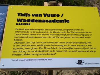 Bordje bij de voorstelling Thijs van Vuure