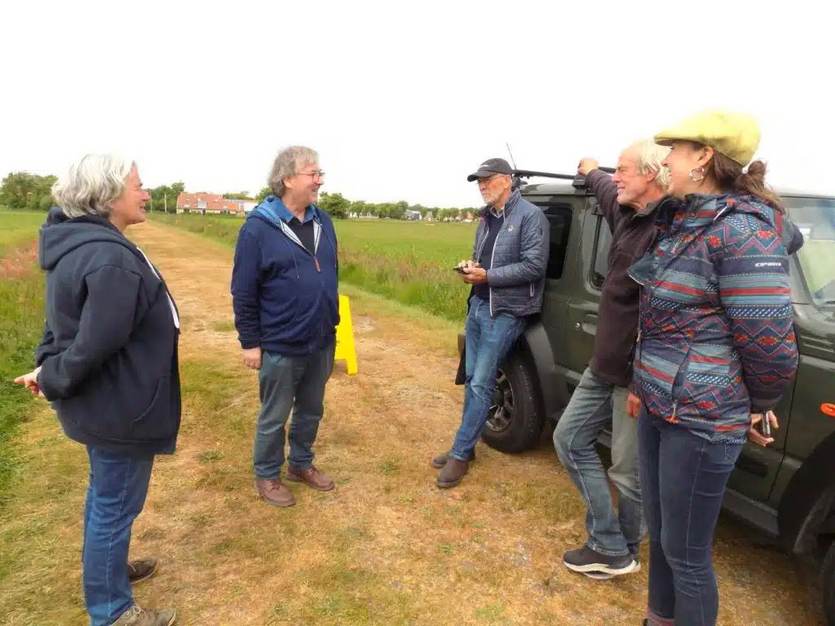 Heleen van Londen (links op de foto) op Terschelling. Foto: Careschylge