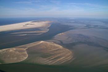 Luchtfoto van Wadplaten Bron: Foto Fitis, Sytske Dijksen