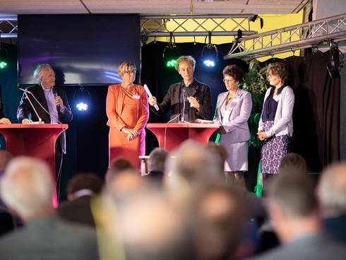 Paneldiscussie tijdens Symposium 50 jaar Lauwersmeer.Foto: Lucas Kemper