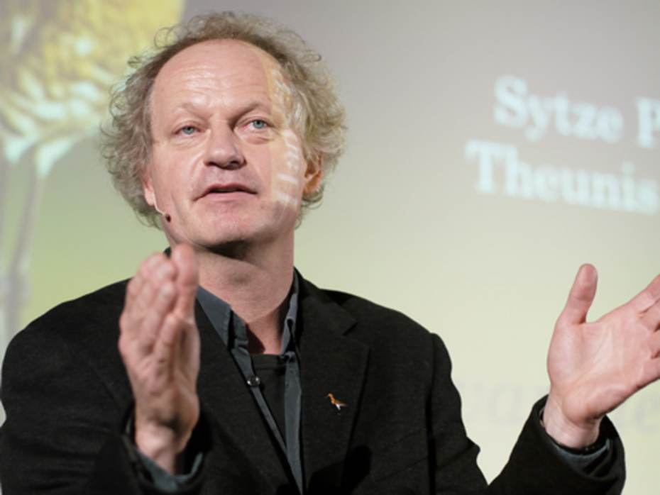 Theunis Piersma tijdens de WadBlik voorstelling van 25 maart