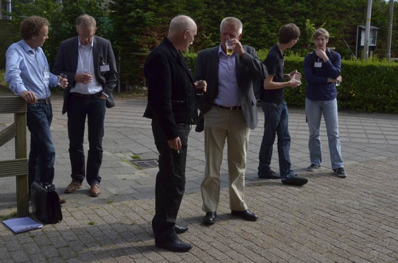 Afsluitende borrel in de zon