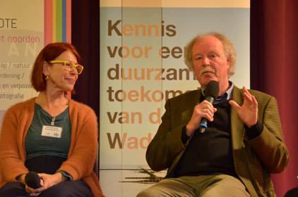 Remt Meijer, boer te Kloosterburen, en Jeannette Hoek, directeur OceanDesertFood 