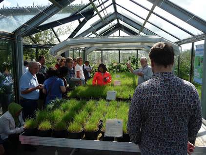 Excursion to Emden, visiting the greenhouse tests. Foto: Okowerk Emden