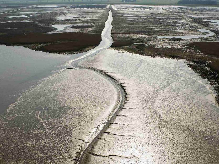 Luchtfoto van Eems-Dollard. Foto: Joop van Houdt. Beeldbank RWS