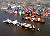 Afb. 1. Containerschepen in Bremerhaven