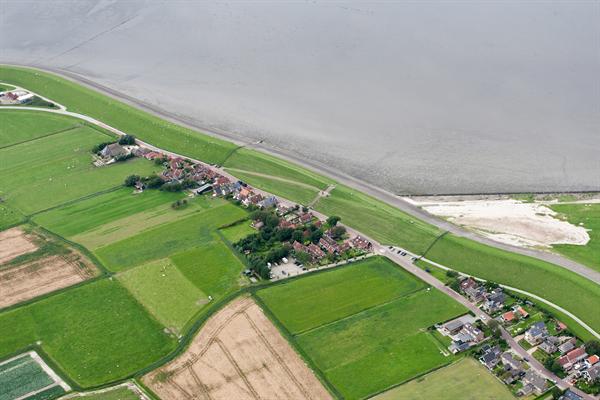 Luchtfoto van Paesens Moddergat aan de Friese Waddenkust. Bron: https://beeldbank.rws.nl, Rijkswaterstaat / Joop van Houdt