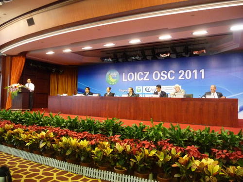 [Translate to english:] Openingsceremonie in Yantai, China. 12 September 2011 (Bron: LOICZ website)