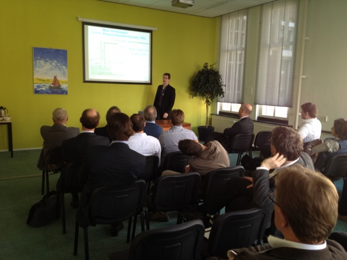 [Translate to english:] Presentatie door Oliver Schaetzle (Wetsus) tijdens de workshop op 19 april