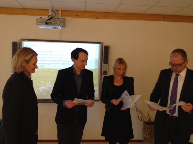 Op de foto vlnr Katja Phillipart,  Ernest Briët, Pia Bruin en Theo Meskers.